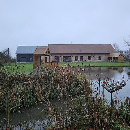 Chambre D Hotes Le Pigeonnier Fromelles Exterior photo